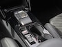 Peugeot 208 GT Pack 1.2 Hybrid 110pk e-DCS6 | ALCANTARA PAKKET | STOELVERW. | DODEHOEKBEW. | NAVI | 360° CAMERA | CRUISE CONTROL | CLIMA | MASSAGESTOEL | DRAADLOOS APPLE CARPLAY / ANDROID AUTO |