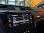 Volkswagen Touran 1.5 TSI United Garantie Trekhaak Xenon Acc Navi Stoelverwarming Rijklaar