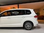 Volkswagen Touran 1.5 TSI United Garantie Trekhaak Xenon Acc Navi Stoelverwarming Rijklaar