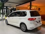 Volkswagen Touran 1.5 TSI United Garantie Trekhaak Xenon Acc Navi Stoelverwarming Rijklaar