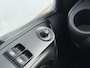 IVECO Daily 35C16 3.0 160PK Bakwagen Laadklep Zijdeur Camera Climate Control Bluetooth Luchtgeveerde stoel Meubelbak Koffer