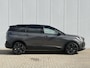 Peugeot 5008 1.2 Hybrid 136 GT Black Pack | Navigatie | Glazen schuif -kantel dak | Massagestoelen | Stoelverwarming | Camera voor & achter | Alcantara | CarPlay |