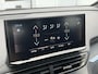 Peugeot 5008 1.2 Hybrid 136 GT Black Pack | Navigatie | Glazen schuif -kantel dak | Massagestoelen | Stoelverwarming | Camera voor & achter | Alcantara | CarPlay |