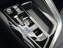 Peugeot 5008 1.2 Hybrid 136 GT Black Pack | Navigatie | Glazen schuif -kantel dak | Massagestoelen | Stoelverwarming | Camera voor & achter | Alcantara | CarPlay |
