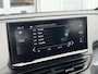 Peugeot 5008 1.2 Hybrid 136 GT Black Pack | Navigatie | Glazen schuif -kantel dak | Massagestoelen | Stoelverwarming | Camera voor & achter | Alcantara | CarPlay |
