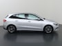 Mercedes-Benz B-klasse 220 Launch Edition Premium | 190Pk | Trekhaak 1600kg geremd | Augmented Reality | Sfeerverlichting | Achteruitrijcamera | Apple-/Android Carplay | Stoelverwarming | Elektrische achterklep |