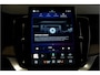 Volvo XC90 2.0 T8 AWD 335kW/456pk Aut8 Plug-in hybrid Plus Bright 7P PANORAMADAK + HARMAN/KARDON + 360 CAMERA + MATRIX LED + PILOT ASSIST + STOEL-&STUURVERWARMING + HEAD-UP DISPLAY + ADAPT.CRUISE + BLIS + PARKSENSOREN V&A + 21" LM-VELGEN!!