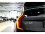 Volvo XC90 2.0 T8 AWD 335kW/456pk Aut8 Plug-in hybrid Plus Bright 7P PANORAMADAK + HARMAN/KARDON + 360 CAMERA + MATRIX LED + PILOT ASSIST + STOEL-&STUURVERWARMING + HEAD-UP DISPLAY + ADAPT.CRUISE + BLIS + PARKSENSOREN V&A + 21" LM-VELGEN!!