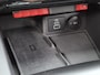 Ford Kuga 2.5 PHEV ST-Line X / Glazen schuif- en kanteldak / Trekgewicht 2.100 kg / Stuur- Stoel & Achterbankverwarming / B&O Audio Systeem / Voorruit verwarming / Elektrische achterklep / Adaptief cruise control / Apple Carplay Android Auto /