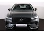 Volvo XC60 T6 Recharge AWD Ultra Dark - Panorama/schuifdak - Luchtvering - IntelliSafe Assist & Surround - 360º Camera - Harman Kardon audio - Adaptieve LED koplampen - Verwarmde voorstoelen, stuur & achterbank - Parkeersensoren voor & achter - Elektr. bedienb. voorstoelen met geheugen - Head up display - Draadloze tel. lader - Extra getint glas - Inklapbare trekhaak - 20' LMV