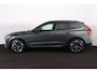 Volvo XC60 T6 Recharge AWD Ultra Dark - Panorama/schuifdak - Luchtvering - IntelliSafe Assist & Surround - 360º Camera - Harman Kardon audio - Adaptieve LED koplampen - Verwarmde voorstoelen, stuur & achterbank - Parkeersensoren voor & achter - Elektr. bedienb. voorstoelen met geheugen - Head up display - Draadloze tel. lader - Extra getint glas - Inklapbare trekhaak - 20' LMV