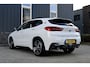 BMW X2 sDrive20i M-Sport Rijklaarprijs-Garantie Panorama dak Leder Led Camera Trekhaak Navigatie