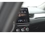 Renault Captur Mild Hybrid 140 EDC Techno | 360 Camera | Groot scherm | Stoelverwarming | Parkeersensoren | Allseason banden
