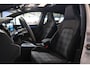 Volkswagen Golf 1.4 eHybrid 245pk GTE | DCC | Pano | Head-up | Trekhaak | 100% (Dealer) onderhouden label