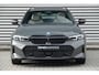 BMW 3-Serie Touring 330e M-Sport Pro | Panodak | Trekhaak | H&K | HUD | Carbon | Memory | ACC |