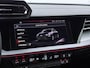 Audi A3 Limousine 35 TFSI S edition | Pano dak | SONOS | Navigatie | Camera | 19" | Stoelverwarming | S-line