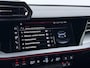 Audi A3 Limousine 35 TFSI S edition | Pano dak | SONOS | Navigatie | Camera | 19" | Stoelverwarming | S-line