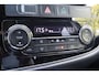 Mitsubishi Outlander 2.0 PHEV Premium | Achteruitrijcamera | Stoelverwarming | Lichtmetalen wielen | Cruise Control | Airco |