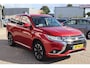 Mitsubishi Outlander 2.0 PHEV Premium | Achteruitrijcamera | Stoelverwarming | Lichtmetalen wielen | Cruise Control | Airco |