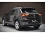 Volkswagen T-Roc 1.5 TSI Sport Business R | R-Line | Adaptive Cruise Control | Navigatie | LED | Apple Carplay | Parkeersensoren | Climate Control | DAB | Digitale Tellers |