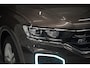 Volkswagen T-Roc 1.5 TSI Sport Business R | R-Line | Adaptive Cruise Control | Navigatie | LED | Apple Carplay | Parkeersensoren | Climate Control | DAB | Digitale Tellers |