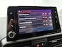Citroën Berlingo XL 1.2 PureTech Shine Direct leverbaar! Rolstoelauto met elektronisch uitdraaibare passagiersstoel