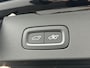 Volvo V60 T8 455PK Recharge Plus Dark| Pano| HUD| Trekhaak| 360Camera