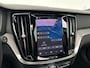 Volvo V60 T8 455PK Recharge Plus Dark| Pano| HUD| Trekhaak| 360Camera