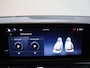 Mercedes-Benz A-klasse 180 Business Solution AMG | AMG Line Plus | Premium Plus | Nightpakket | Panoramadak | HUD | Stoelverwarming | 360° Camera | Dodehoekassistent |
