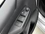Toyota Yaris 1.5 Hybrid 115 Dynamic Comfort Pack | BTW voertuig | Dodehoek detectie | Parkeersensoren voor+achter | Stoel+stuurverwarming | Draadloze telefoonlader |