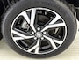 Toyota Yaris 1.5 Hybrid 115 Dynamic Comfort Pack | BTW voertuig | Dodehoek detectie | Parkeersensoren voor+achter | Stoel+stuurverwarming | Draadloze telefoonlader |