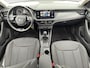 Skoda Kamiq 1.0 TSI Active *Navi via Carplay*Parkeersensoren*Cruise Control*Airco*LM.Velgen*Leuke auto!