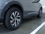 Volkswagen T-Roc Limited Edition 1.5 eTSI 116 PK | Stoel en stuur verwarming | Parkeer assistent | Navigatie | Camera |