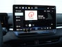 Volkswagen T-Roc Limited Edition 1.5 eTSI 116 PK | Stoel en stuur verwarming | Parkeer assistent | Navigatie | Camera |