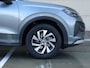 Volkswagen T-Roc Limited Edition 1.5 eTSI 116 PK | Stoel en stuur verwarming | Parkeer assistent | Navigatie | Camera |