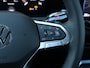 Volkswagen T-Roc Limited Edition 1.5 eTSI 116 PK | Stoel en stuur verwarming | Parkeer assistent | Navigatie | Camera |