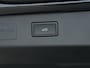 Volkswagen T-Roc R-Line First Edition 1.5 eTSI 150 PK | Black style | Navigatie | Panoramadak | Trekhaak | Headup display |