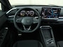 Volkswagen T-Roc R-Line First Edition 1.5 eTSI 150 PK | Black style | Navigatie | Panoramadak | Trekhaak | Headup display |