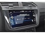 Volkswagen Tiguan 1.5 TSI R-Line Business+ Vol! Panorama, Elek. trekhaak, H&K, Matrix LED, Suzuka 20''