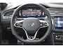 Volkswagen Tiguan 1.5 TSI R-Line Business+ Vol! Panorama, Elek. trekhaak, H&K, Matrix LED, Suzuka 20''