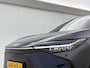 Toyota BZ4X Dynamic 71 kWh | BTW voertuig | Panoramadak | Stoel+stuurverwarming | 360 Camera | Elektrisch verstelbare bestuurdersstoel | Elektrische achterklep | Dodehoek detectie | Parkeersensoren voor+achter |