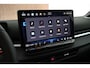 Volkswagen T-Roc 1.5 eTsi 150pk R-Line First Edition Black Style Trekhaak Camera Keyless Stoelverwarming Navigatie Panoramadak
