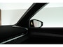 Volkswagen T-Roc 1.5 eTsi 150pk R-Line First Edition Black Style Trekhaak Camera Keyless Stoelverwarming Navigatie Panoramadak