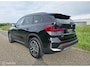 BMW X1 xDrive25e / Pano / Leder / HUD / HK Audio / Trekhaak