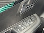Peugeot 208 1.2 PureTech Allure Pack | CarPlay | Stoelverwarming | Camera | Startknop |