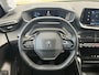 Peugeot 208 1.2 PureTech Allure Pack | CarPlay | Stoelverwarming | Camera | Startknop |