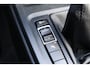 BMW X1 sDrive18i High Executive | Origineel NL | Shadow Line | HUD | Panoramadak | Leder |