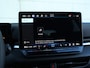 Volkswagen T-Roc R-Line First Edition 1.5 eTSI 150 PK | LED Matrix | Panoramadak | Trekhaak | Black Style | Electrische achterklep |