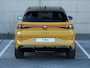 Volkswagen T-Roc R-Line First Edition 1.5 eTSI 150 PK | LED Matrix | Panoramadak | Trekhaak | Black Style | Electrische achterklep |