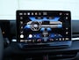 Volkswagen T-Roc R-Line First Edition 1.5 eTSI 150 PK | LED Matrix | Panoramadak | Trekhaak | Black Style | Electrische achterklep |